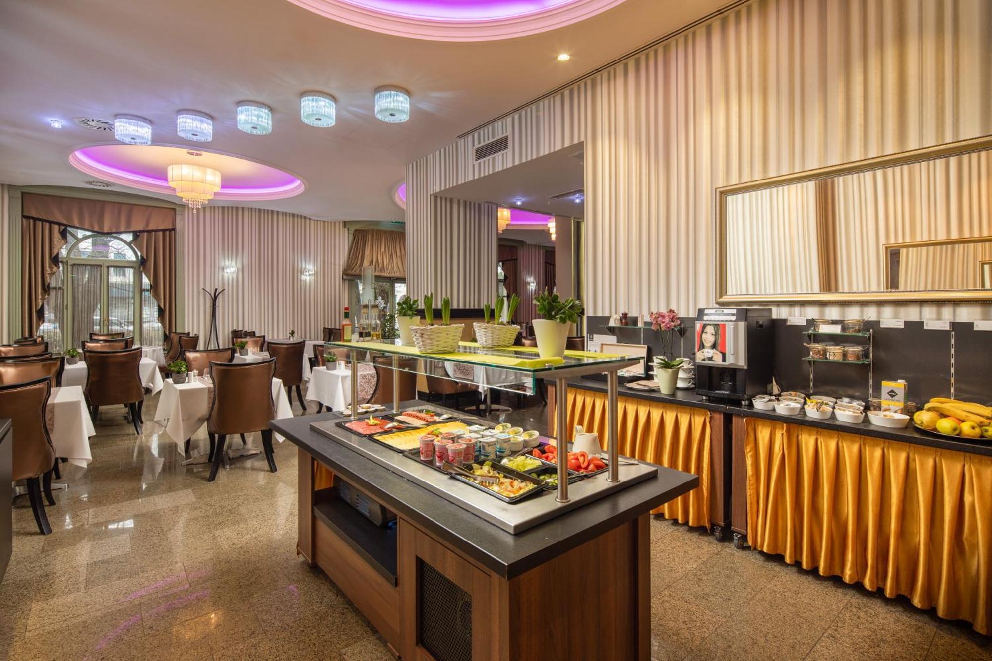 Grand Hotel Glorius มาโค ภายนอก รูปภาพ